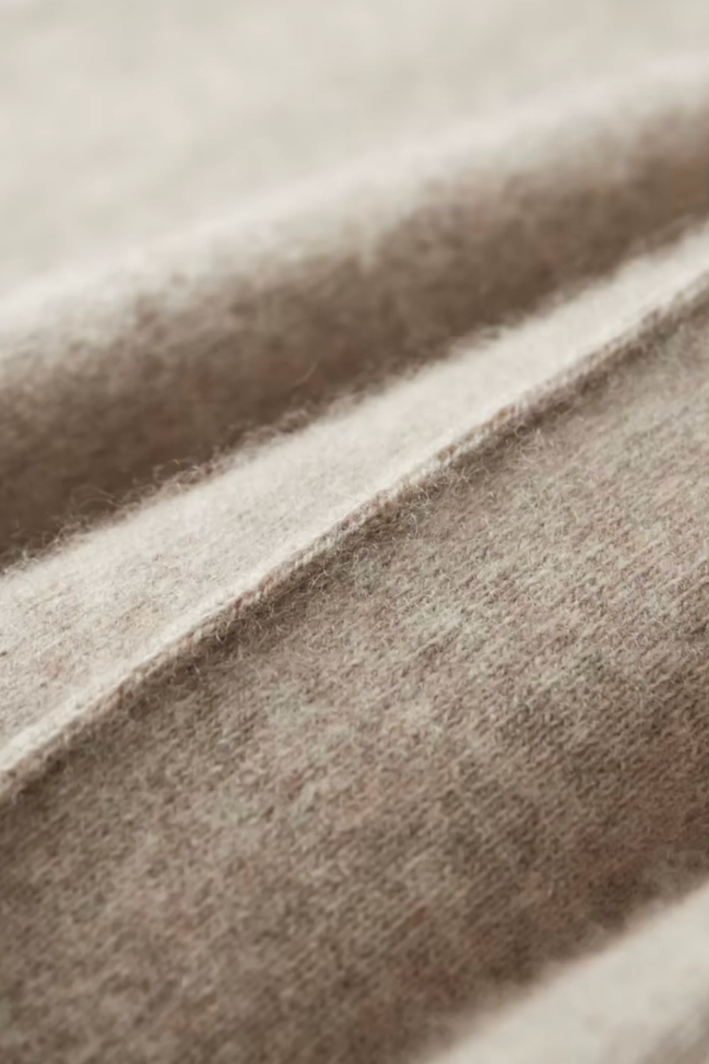 bruno close up detail beige merino wool set