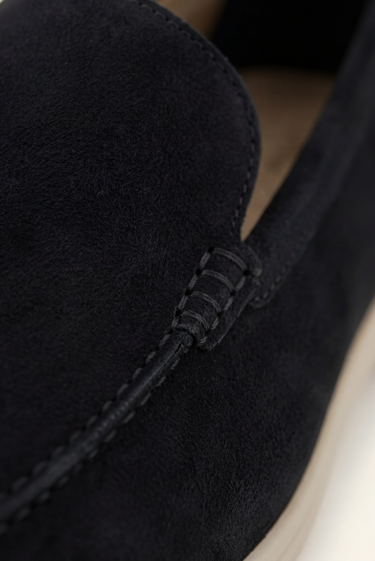 Amantea Loafer Negro de MENIELLE, detalle