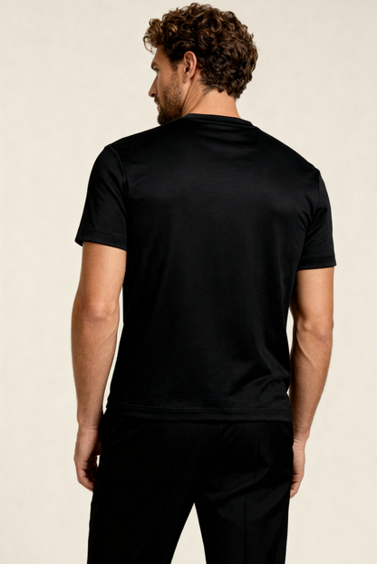 Marcello Camiseta Esencial Nero de MENIELLE, detalle
