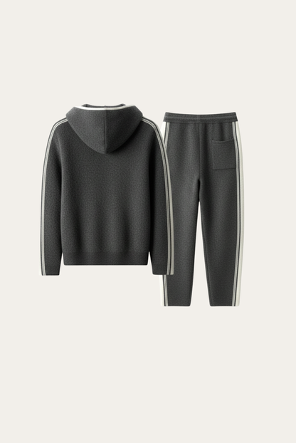 Dante Conjunto Lana Merino Gris de MENIELLE, detalle