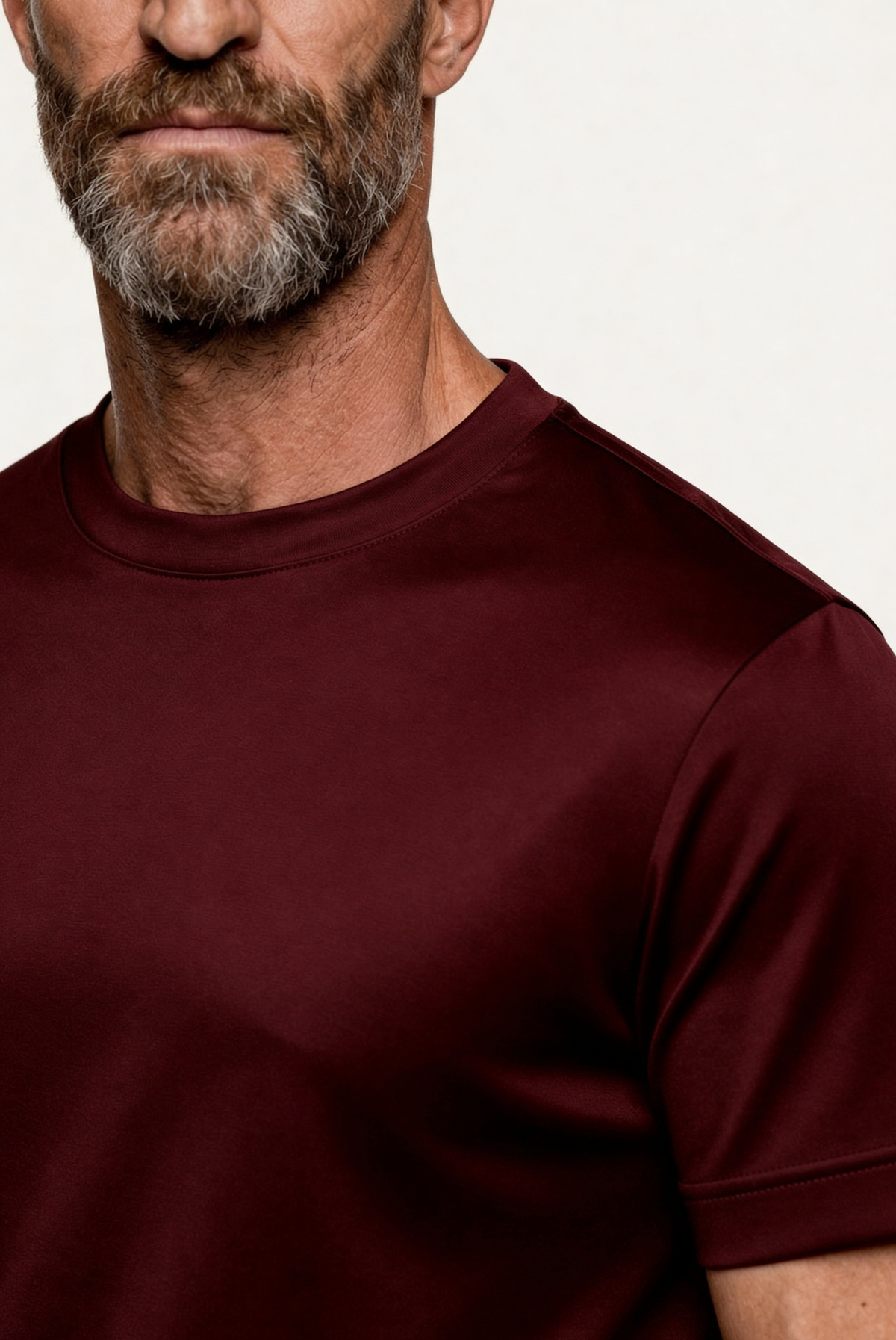 Marcello Camiseta Esencial Bordeaux de MENIELLE, detalle