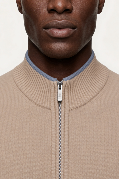 Dante Nocturne Conjunto Lana Merino Beige de MENIELLE, detalle