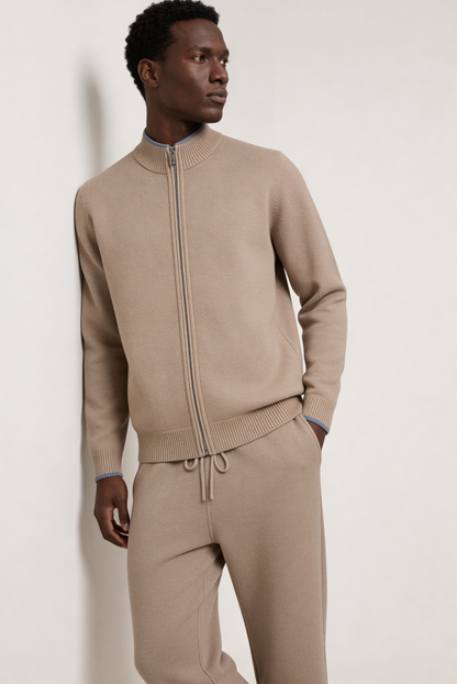 Dante Nocturne Conjunto Lana Merino Beige de MENIELLE, detalle