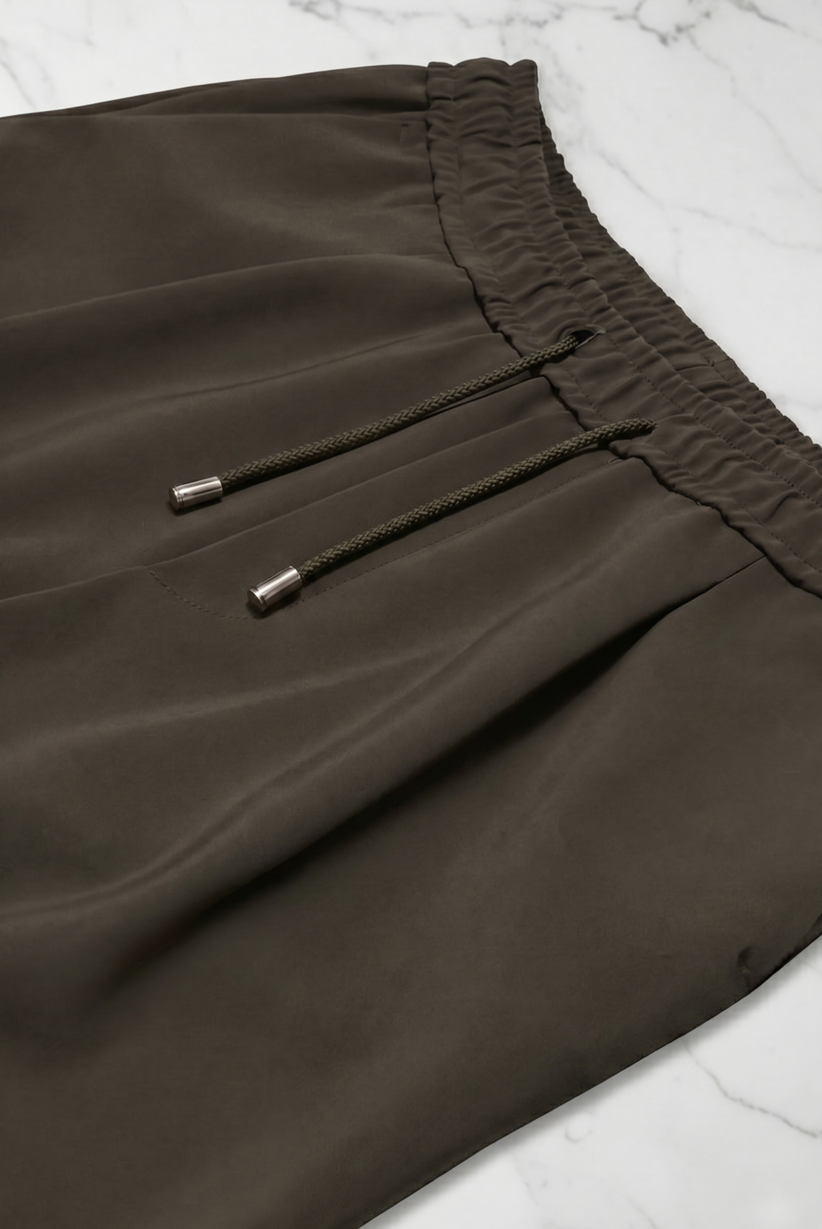Verona Pantalón Caqui de MENIELLE, detalle