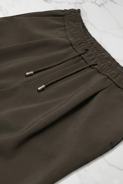 Verona Pantalón Caqui de MENIELLE, detalle
