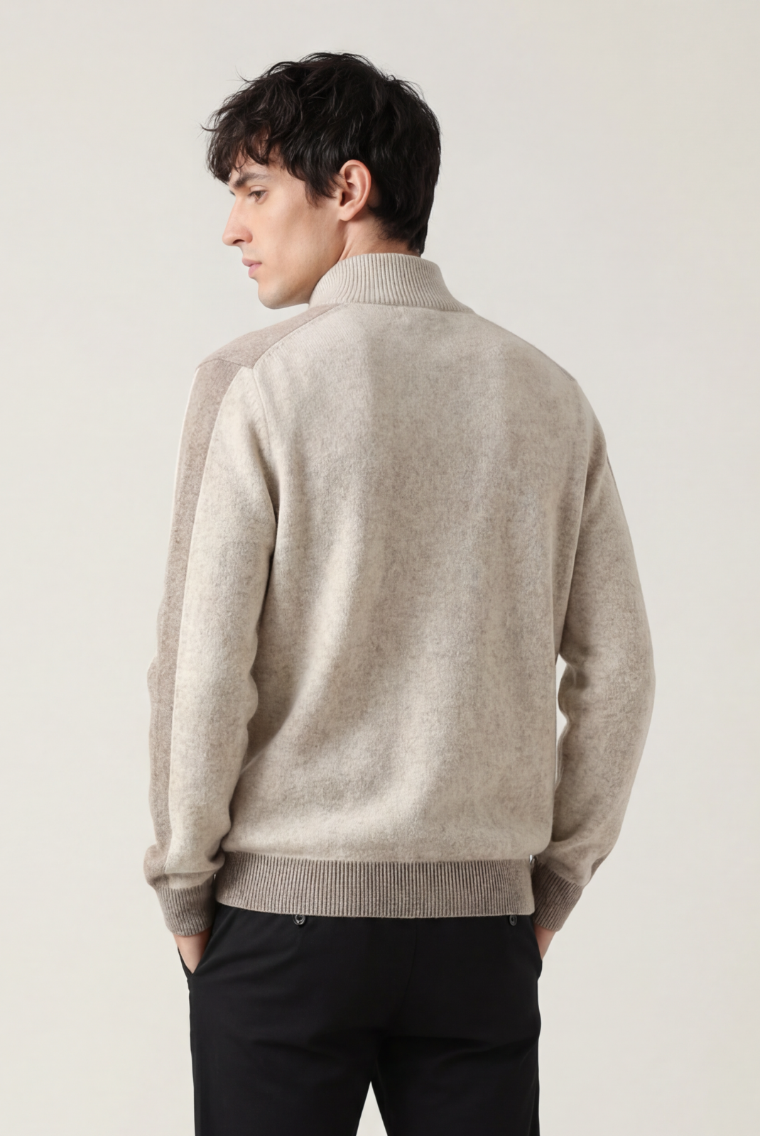 Bergamo Cárdigan Cachemira Beige de MENIELLE, detalle