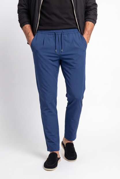Verona Pantalón Azul Marino de MENIELLE, detalle