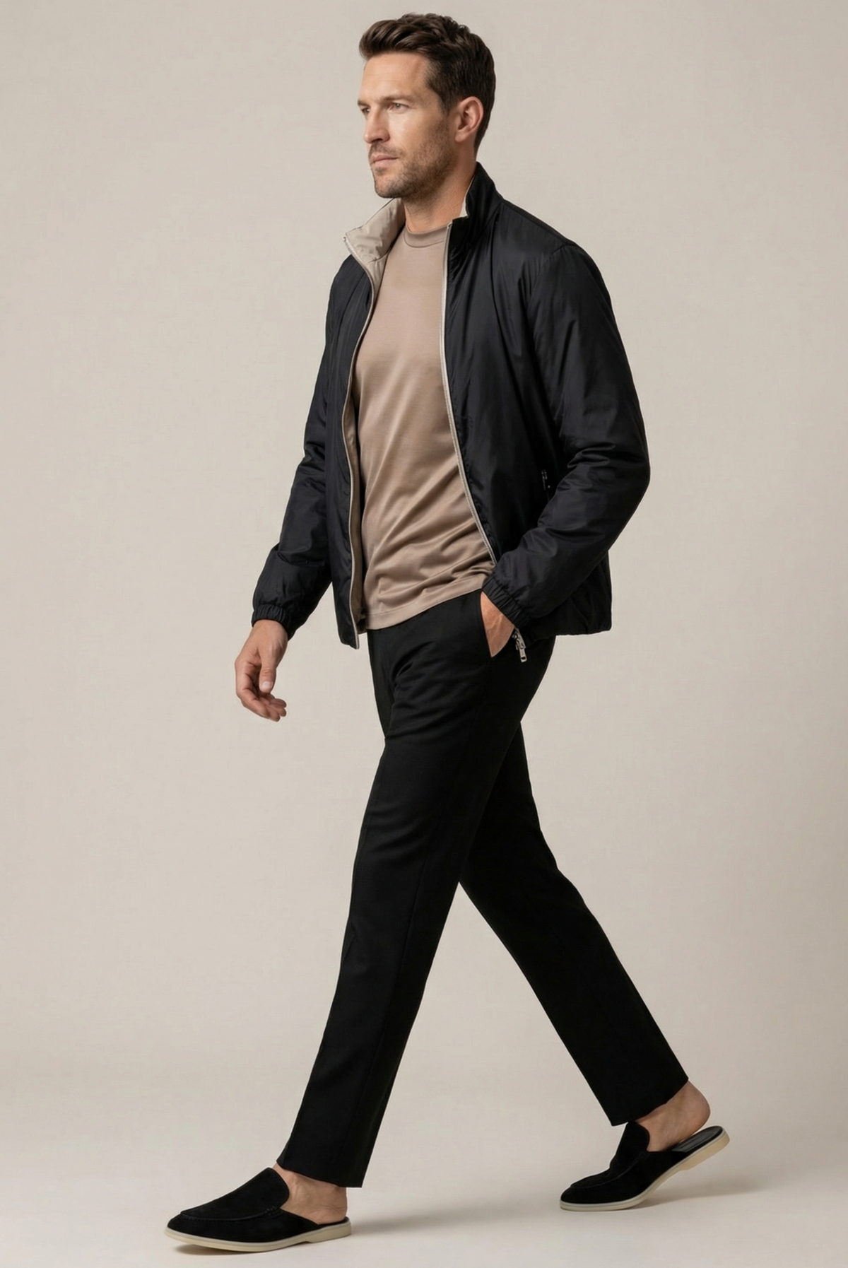Marcello Camiseta Esencial Taupe de MENIELLE, detalle
