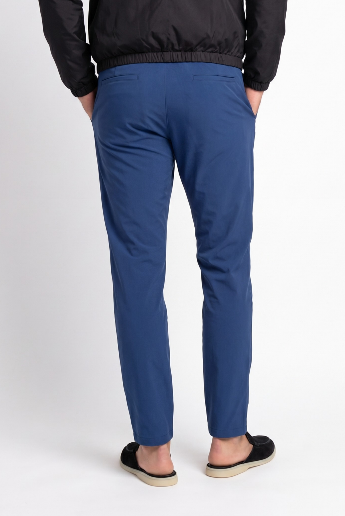 Verona Pantalón Azul Marino de MENIELLE, detalle