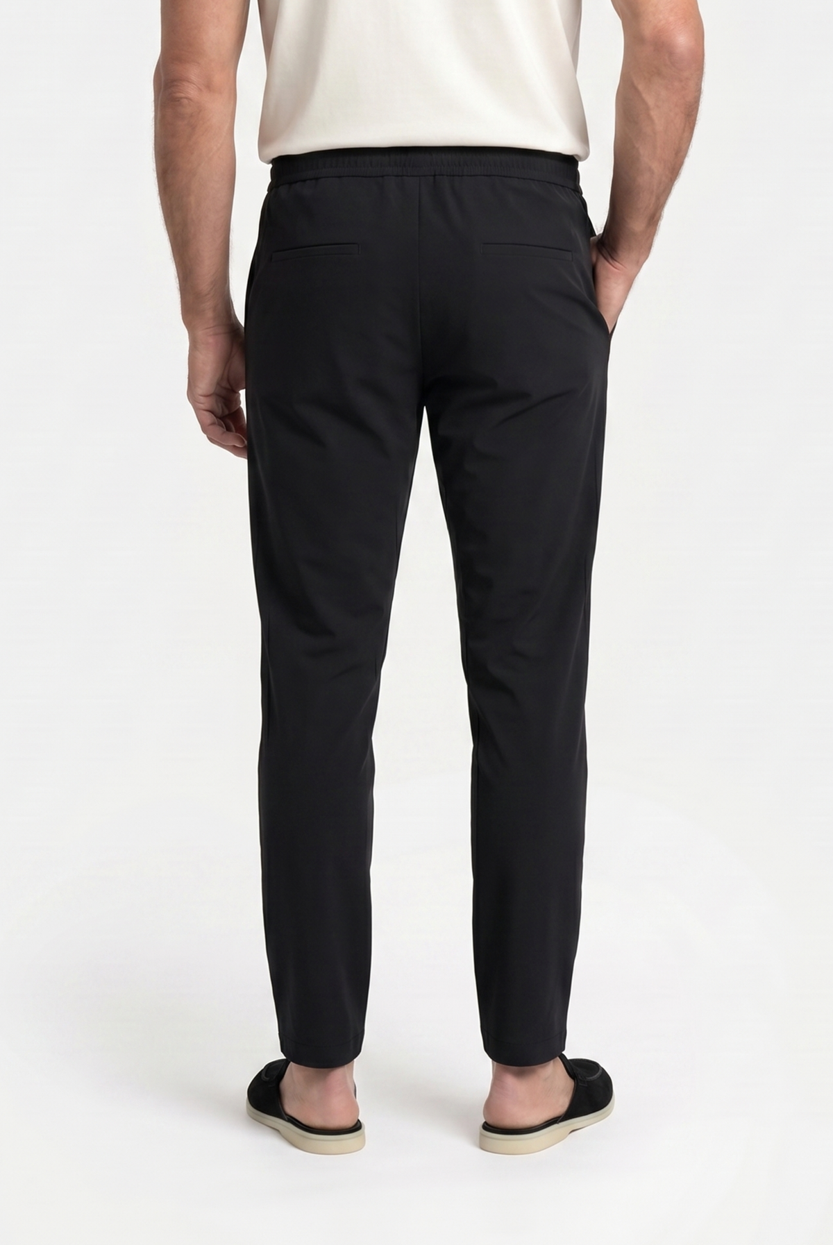Verona Pantalón Negro de MENIELLE, detalle