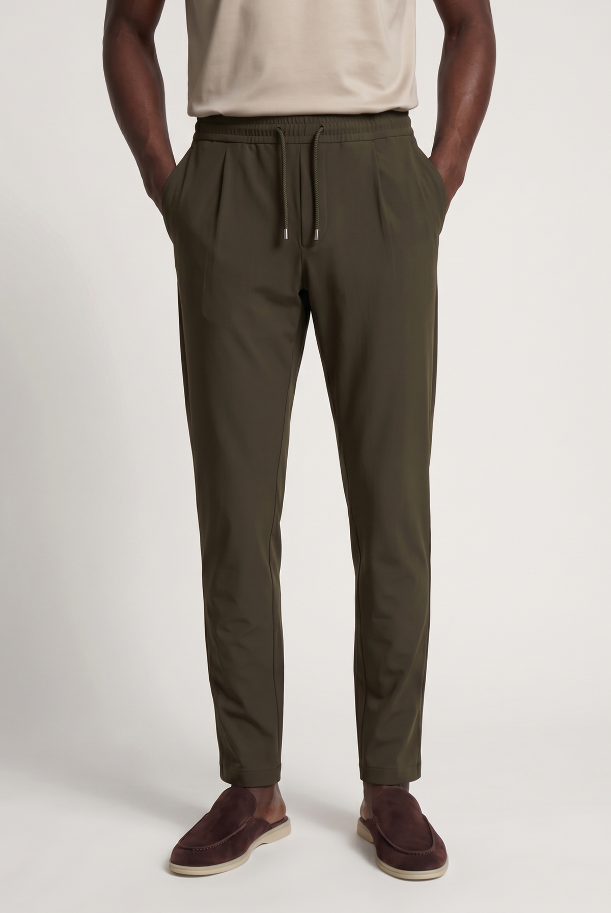 Verona Pantalón Caqui de MENIELLE, detalle