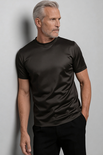 Marcello Camiseta Esencial Gris de MENIELLE, detalle