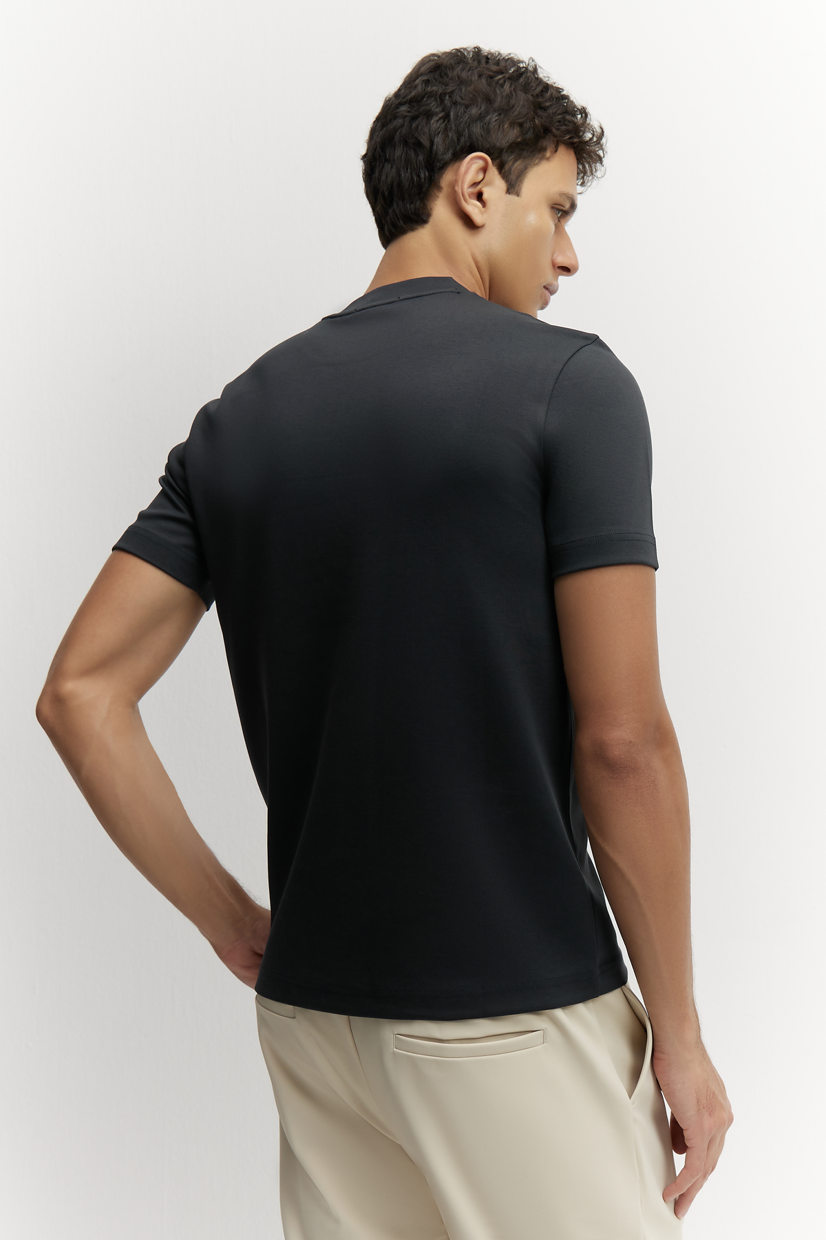 Lucca Camiseta Premium Antracita de MENIELLE, detalle