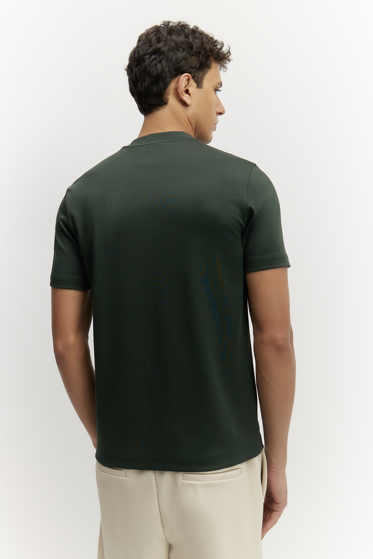 Lucca Camiseta Premium Verde Bosque de MENIELLE, detalle