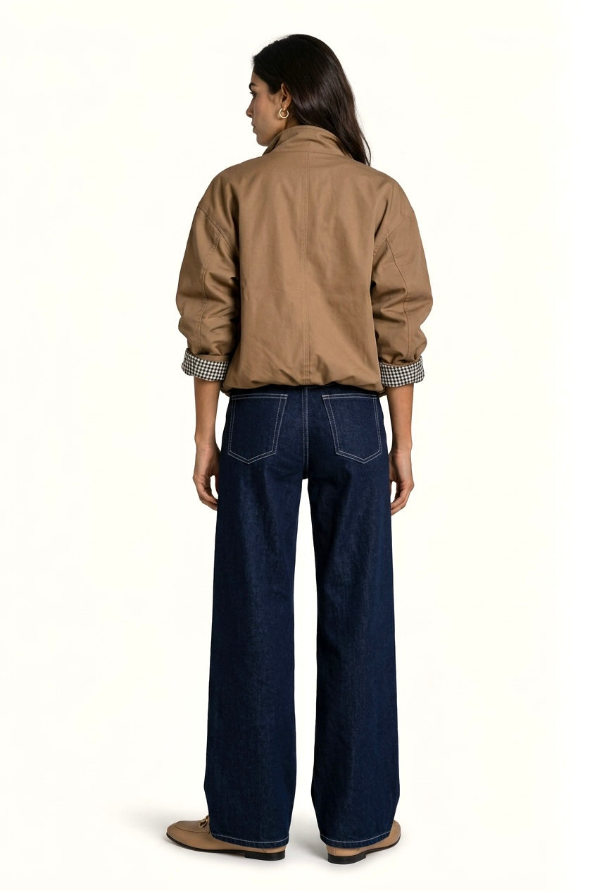 Varenna Chaqueta Camel con cuello de cuadros en contraste y doble sistema de cierre frontal
