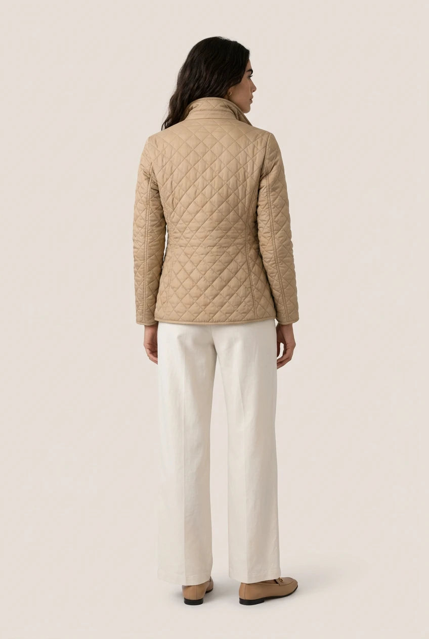 Elodia Chaqueta Beige de Menielle, vista espalda