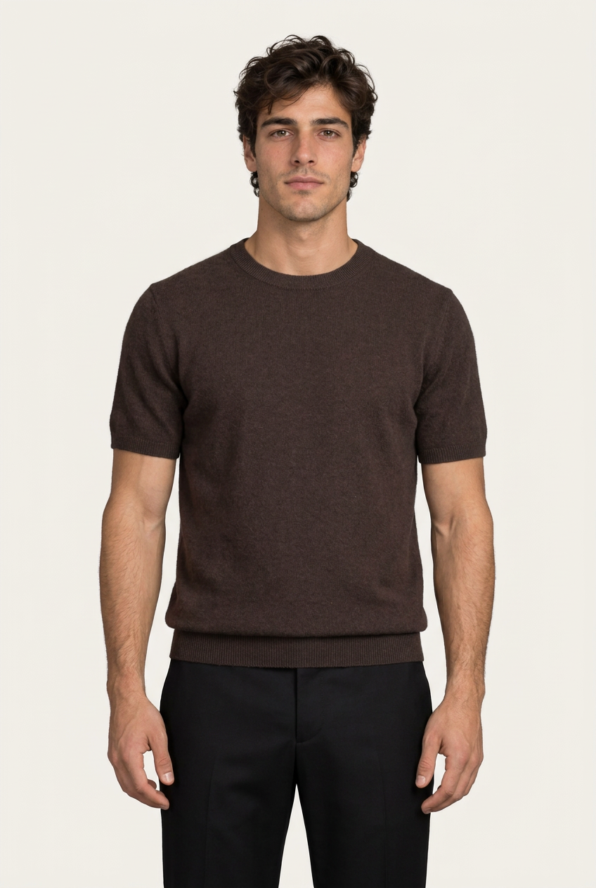 Enzo Camiseta Cachemira Cioccolato de Menielle, vista frontal