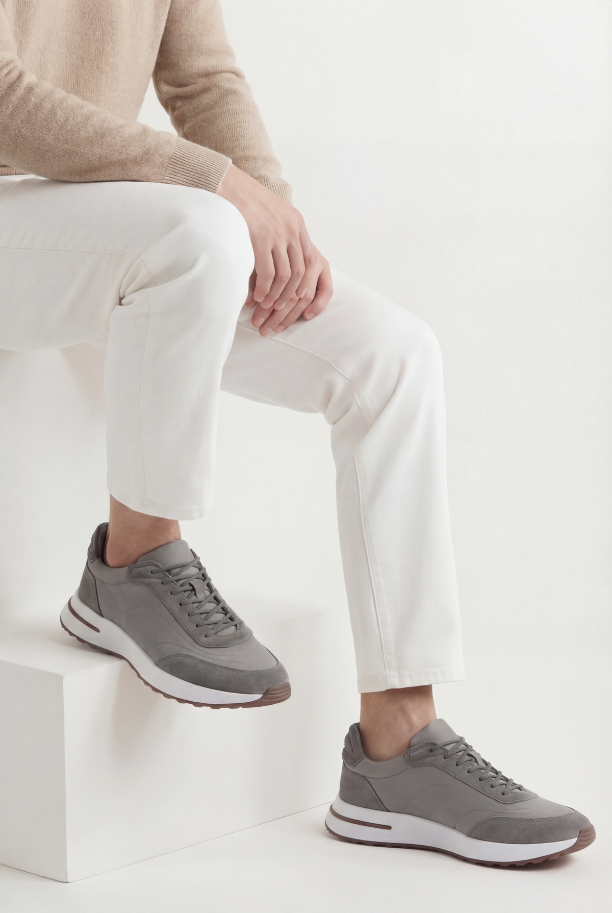 Enzo Sneakers Gris de Menielle, puesta