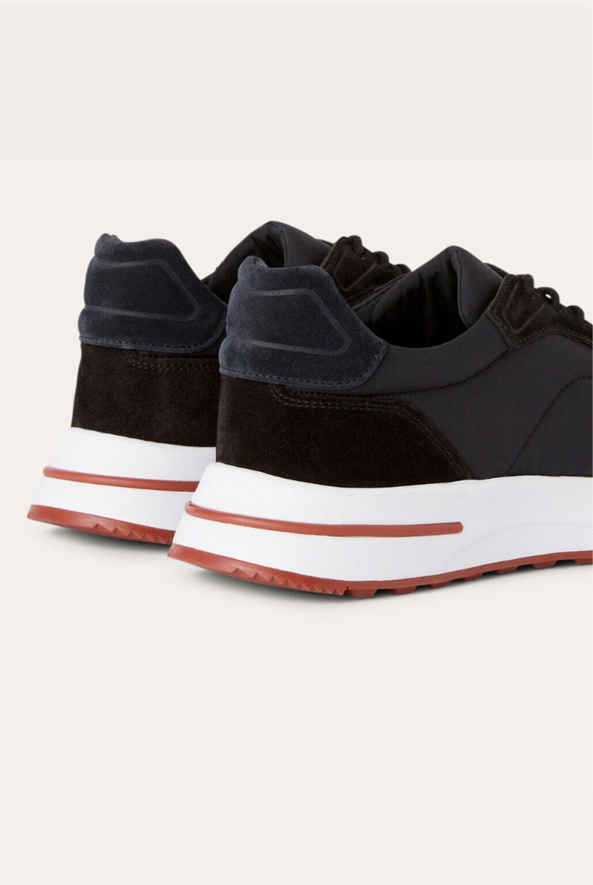 Enzo Sneakers Nero de Menielle, vista trasera