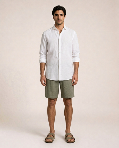 Salerno Bermudas de Lino - Verde de Menielle, vista frontal con camisa de lino