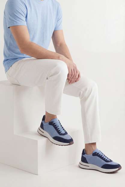Stresa Sneaker Celeste de Menielle, detalle puesto