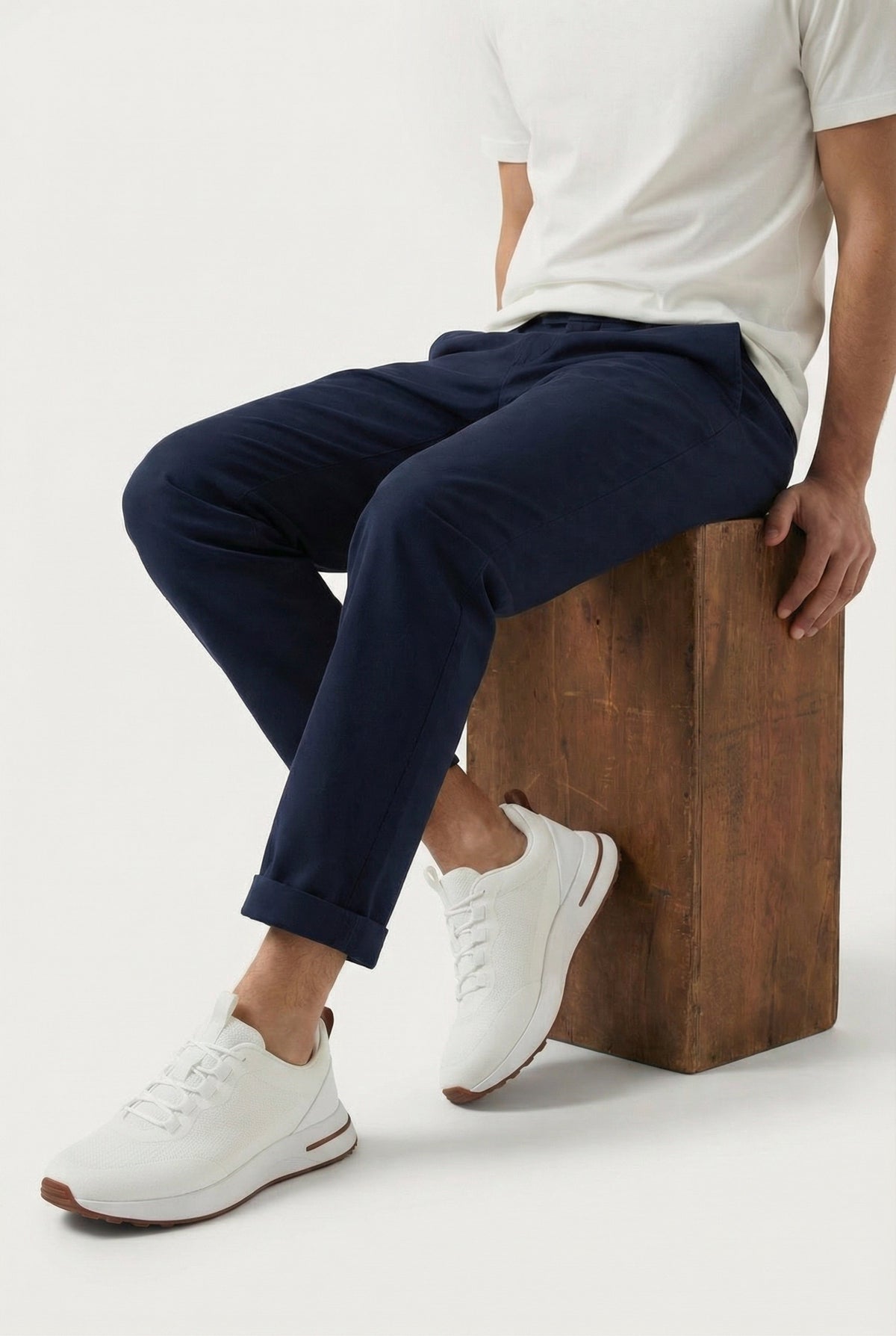 Taormina Sneaker Blanc de Menielle, puesto por el modelo 1