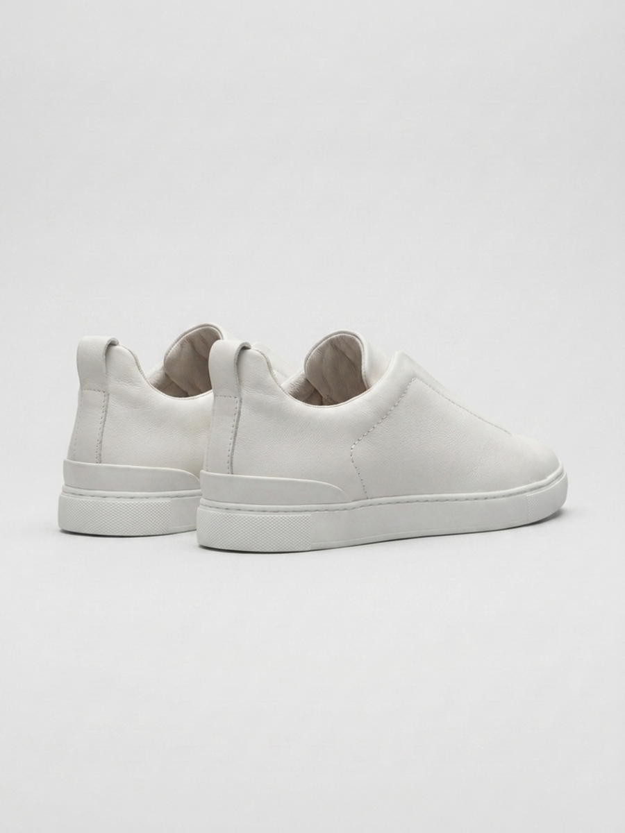 Vittorio Sneakers Blanc de Menielle, vista posterior