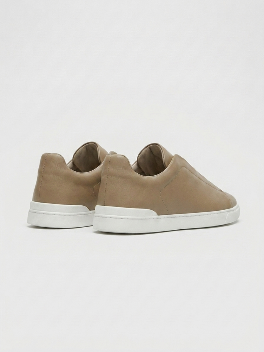 Vittorio Sneakers Kaki de Menielle, vista posterior detalle