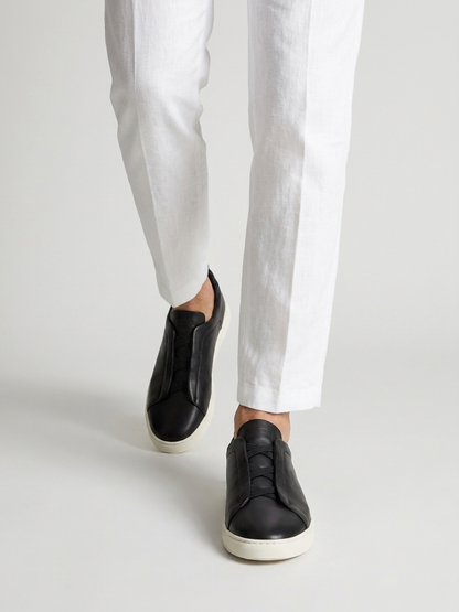 Vittorio Sneakers Nero Piel de Menielle, vista detalle puesto