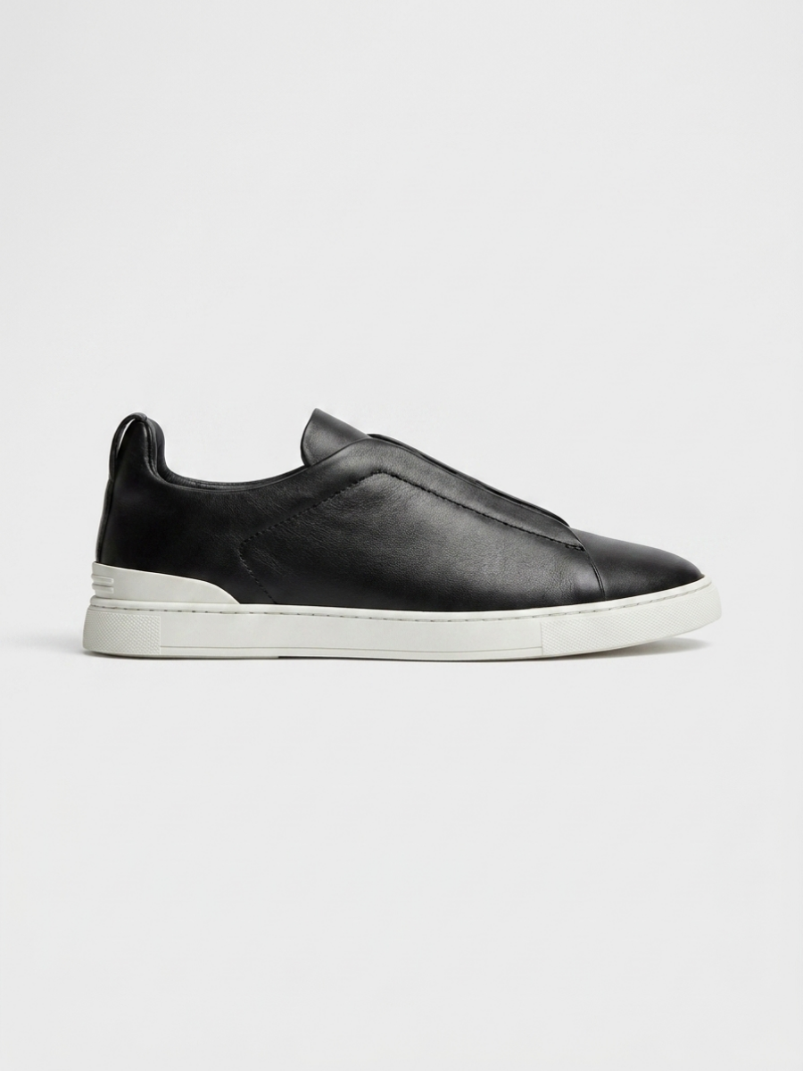 Vittorio Sneakers Nero Piel de Menielle, vista lateral puesto