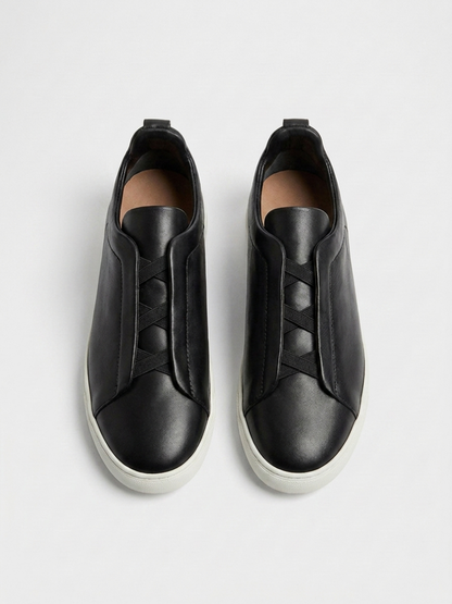 Vittorio Sneakers Nero Piel de Menielle, vista tres cuartos
