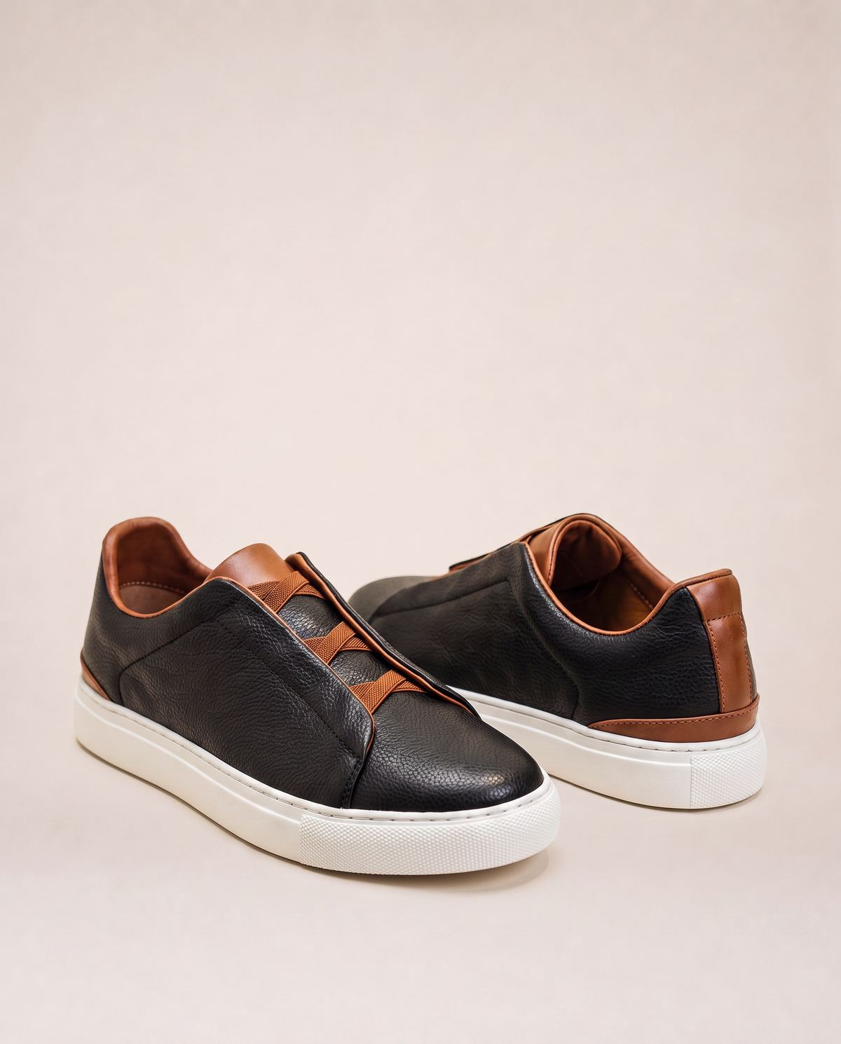 vittorio black leather sneakers
